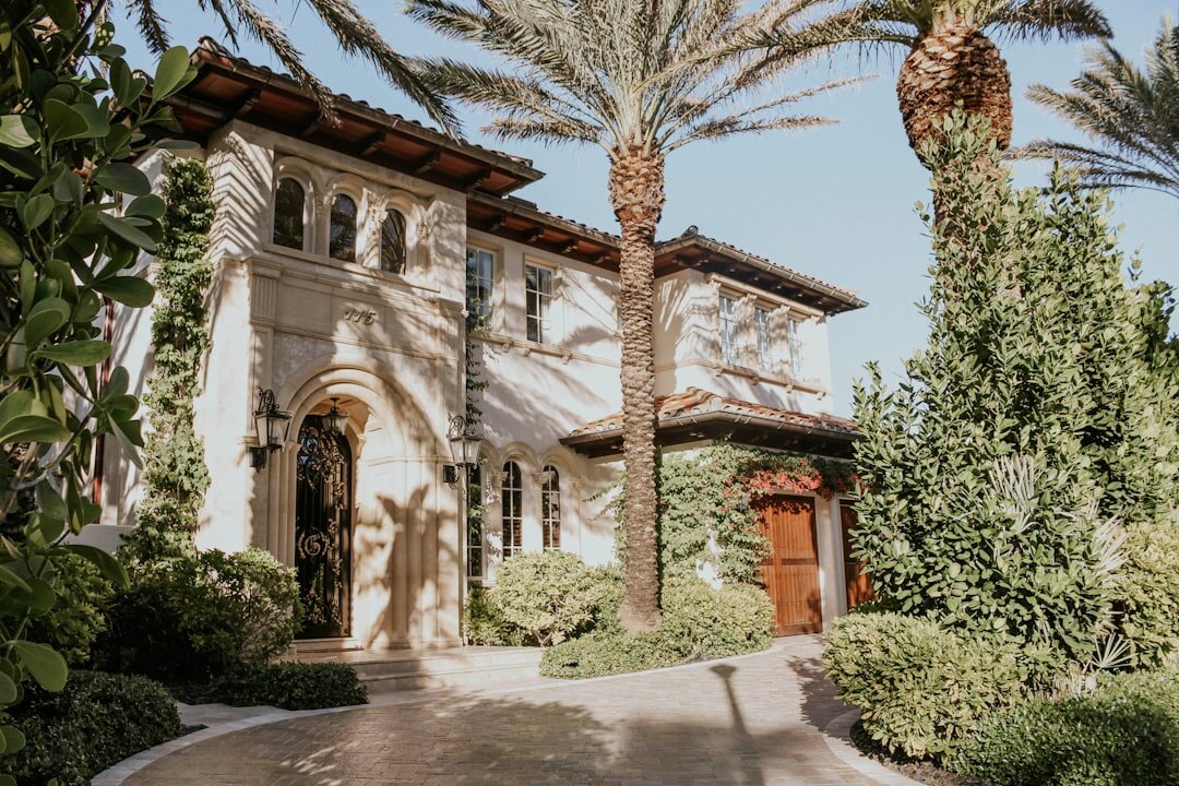 luxury celebrity mansion exterior